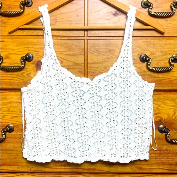 FREE PEOPLE BEACH RETRO Cropped Crochet Swing Tank - Picture 1 of 11